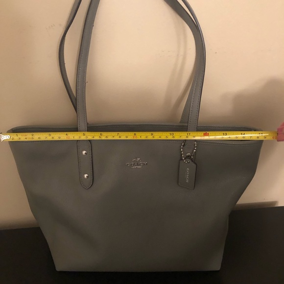 Coach Tote - Picture 2 of 8